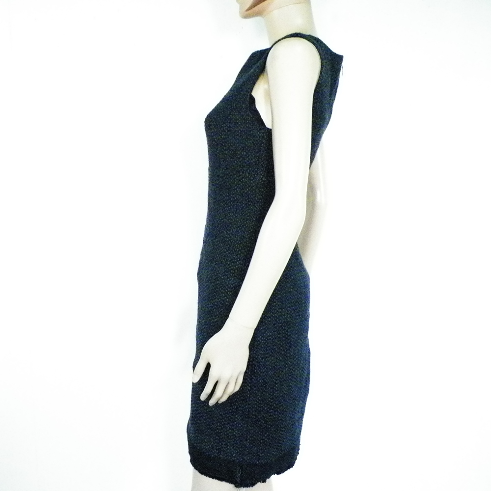 Voir photo 3 de Robe Grise Anthracite CAROLL T 36. Robe Grise Anthracite CAROLL T 36. Bon état - Vue 3 -